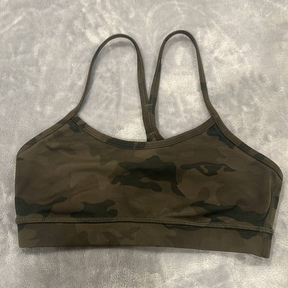 Lululemon camouflage print sport bra - Picture 2 of 4